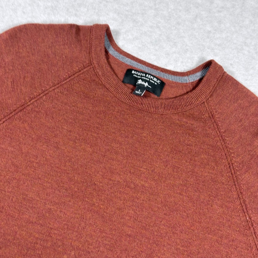 Banana Republic Sweater Mens L Rust Orange Excellent Merino Wool Raglan Crewneck